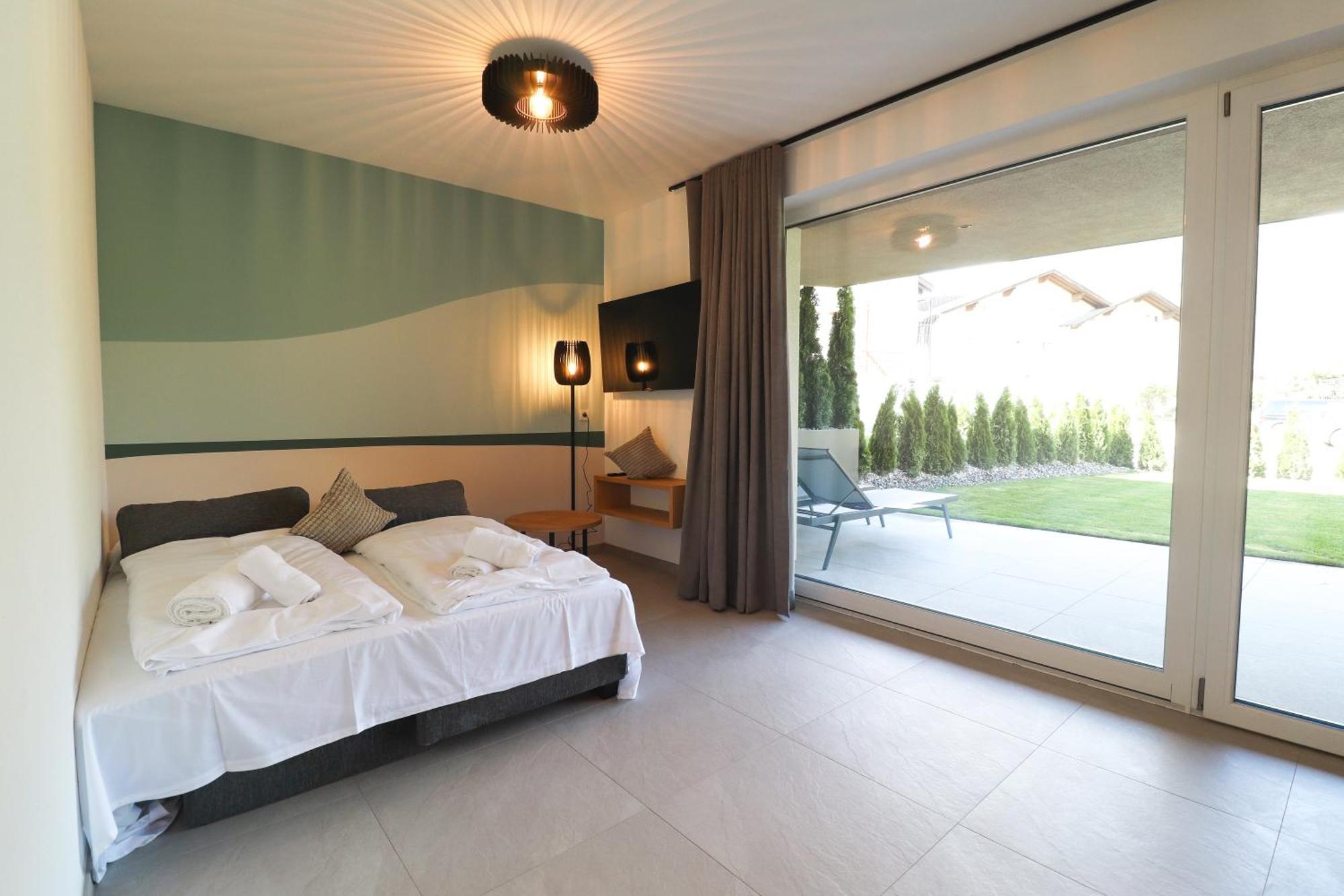 Residence Montani Laces Luaran gambar