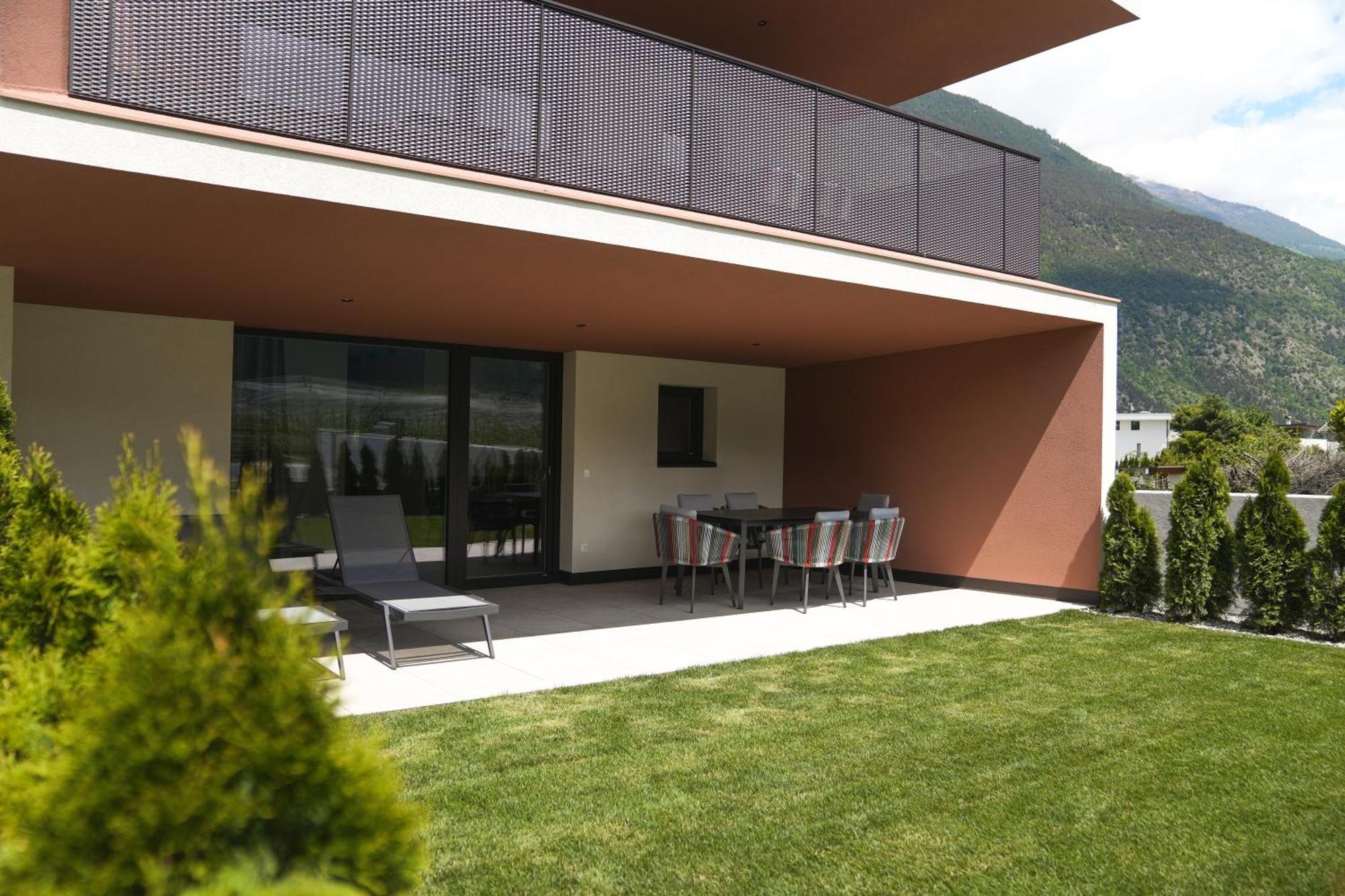 Residence Montani Laces Luaran gambar