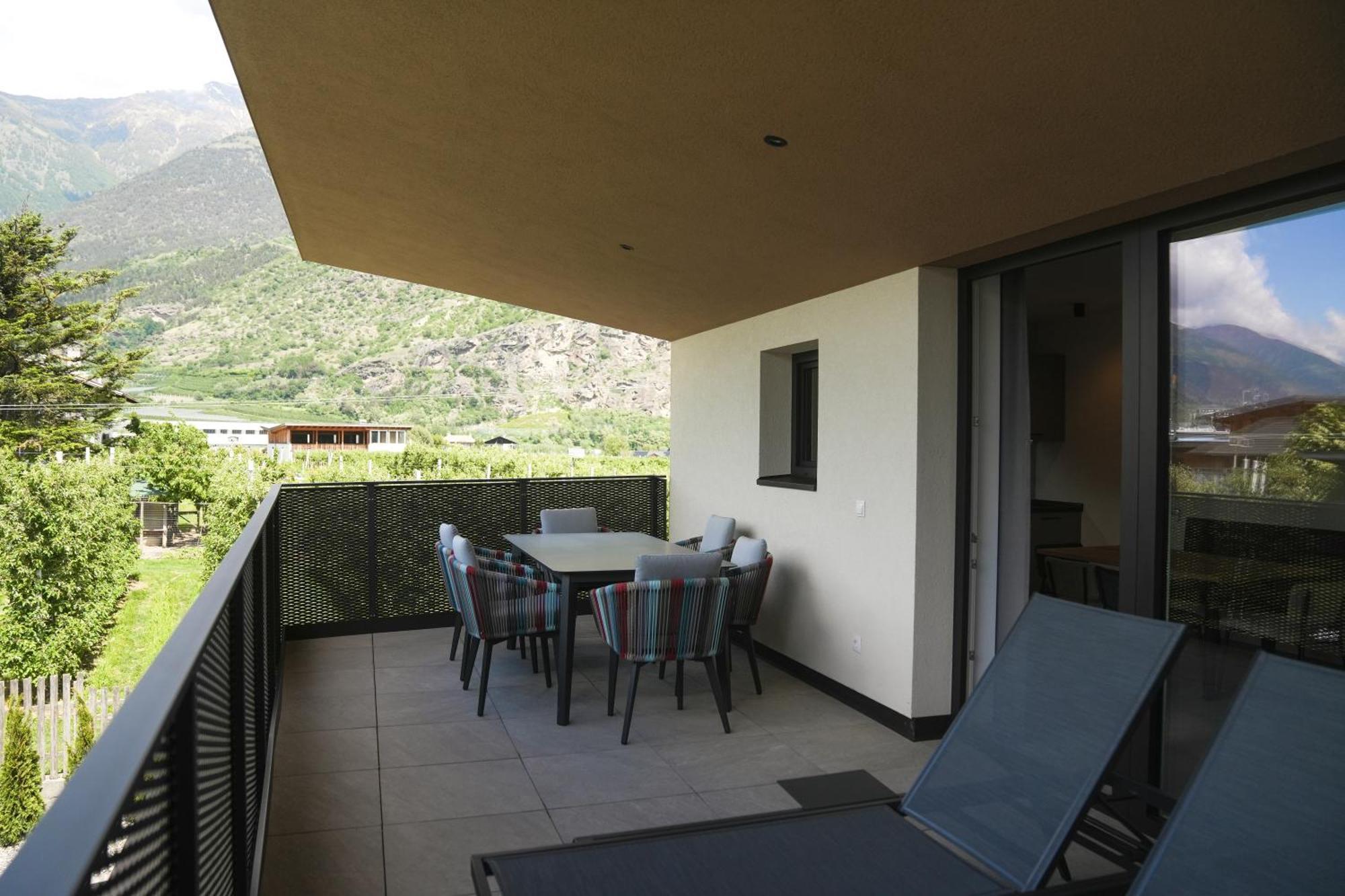 Residence Montani Laces Luaran gambar