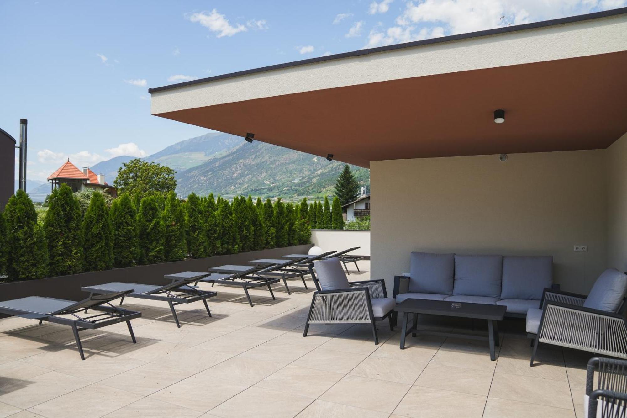 Residence Montani Laces Luaran gambar