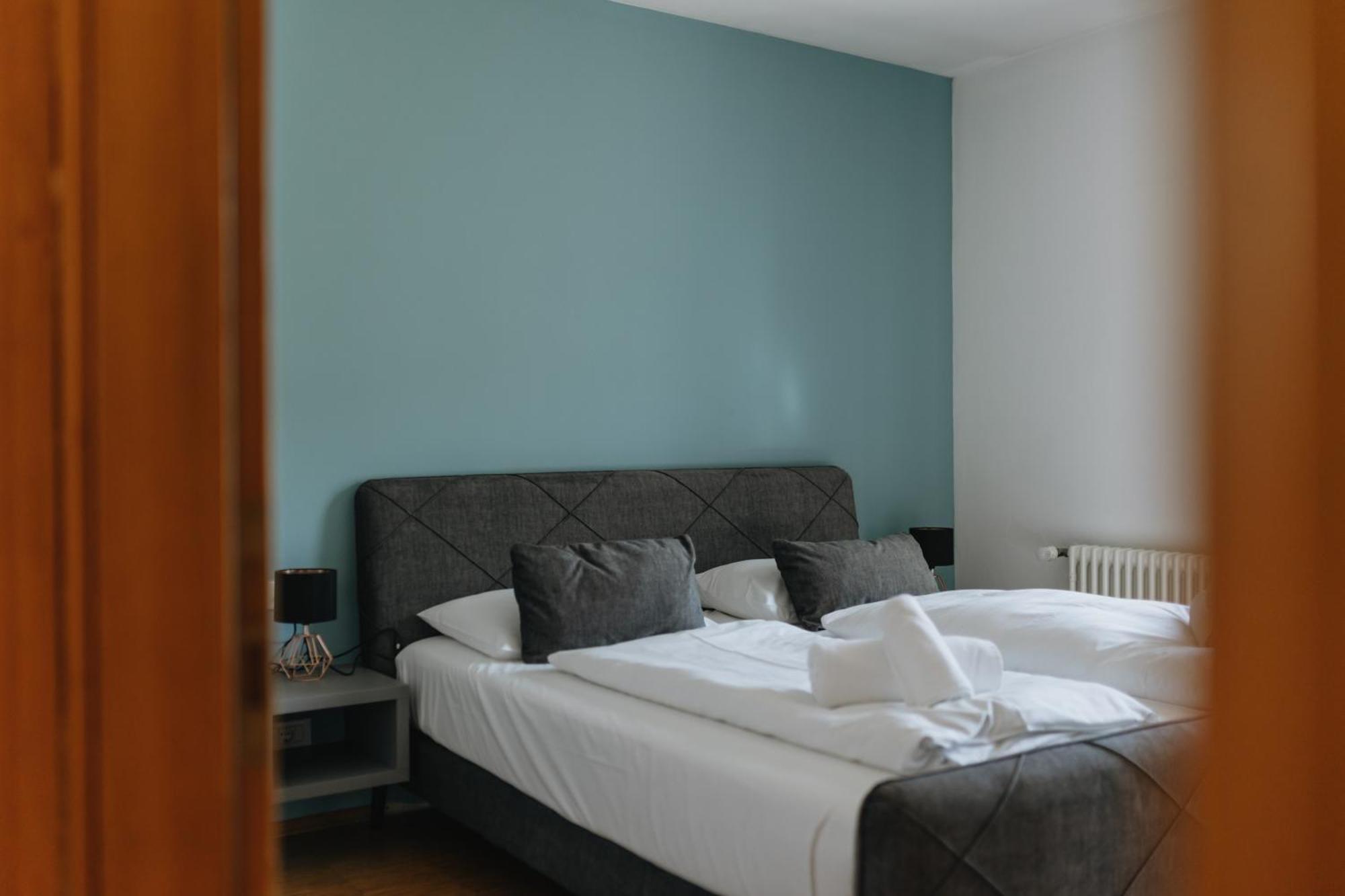 Residence Montani Laces Luaran gambar
